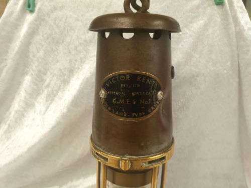 Vintage VICTOR KENT WOLF Safety Mining Lamp Great condition Glass intact 293mm