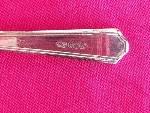Antique J.T & S John Thompson & Sons 7 pc Spoonset boxed -Silversmits between 1860-1916 london