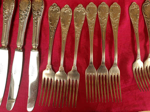 Rare !!! Vintage 30 pc High Quality Solingen Germany Cutlery with same pattern from 3 silversmiths