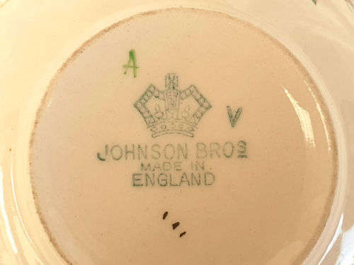 Vintage Johnson Bros Porcelain sugar Bowl -England 117x69mm