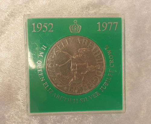1977 -Great Britain - 25 New Pence - Elizabeth II Silver Jubilee Commemorative issue