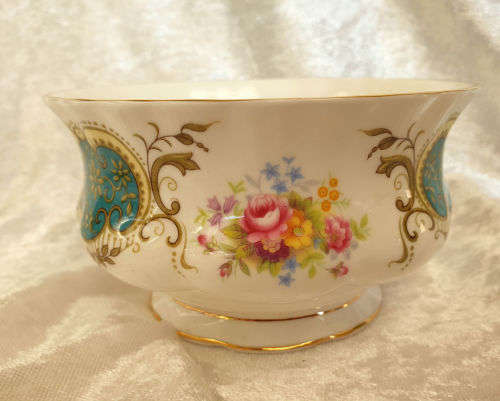 Vintage Royal Albert China Berkeley Sugar Bowl Never used as new out of a old warehouse