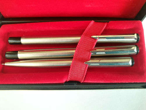 Vintage Parker Vector Fountain Pen, Rollerball (ink is dry) and Pencil set Made in the UK