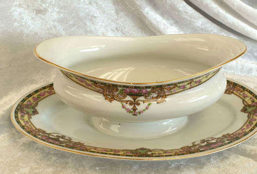 Vintage VICTORIA Czechoslovakia China Floral Gravy Boat 85x225x159mm (2 available)