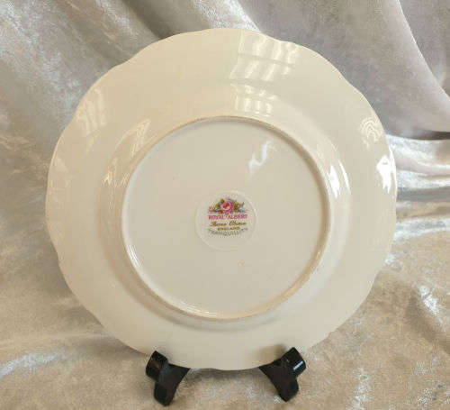 Vintage Royal Albert `TRANQUILLITY` side plate 160mm
