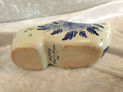 3 Vintage  Delft  Porcelain shoes "Ashtray" - Made in Holland 2 x 145mm and one 55mm