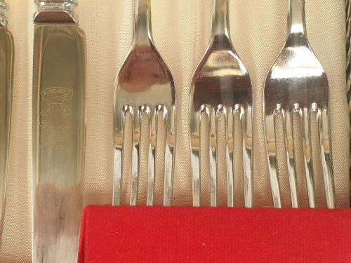 24 pc Unused Vintage Stainless Chronium Plate Sheffield Cutlery set - Boxed