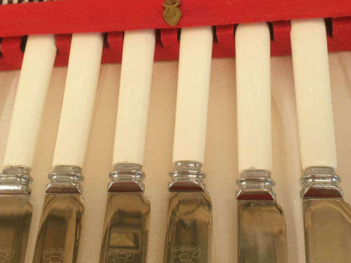 24 pc Unused Vintage Stainless Chronium Plate Sheffield Cutlery set - Boxed