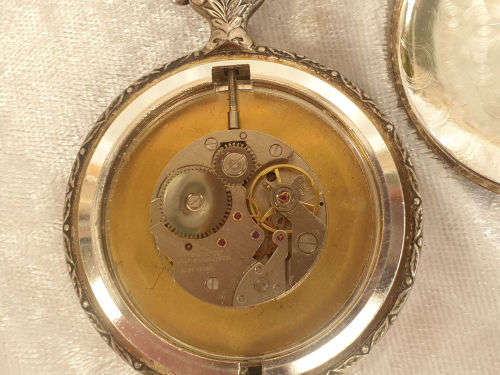 Vintage Lucerne Ladies Pocket watch (Not Working) Swiss Made 17 Jewels
