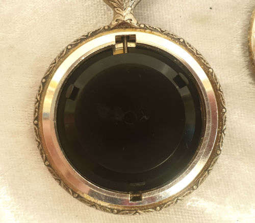 Vintage Lucerne Ladies Pocket watch (Not Working) Swiss Made 17 Jewels