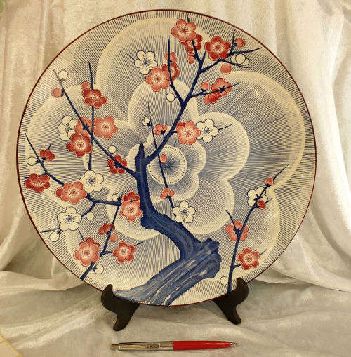 Vintage limited Reproduction of a 16th Century imperial imari Porcelain wallplate  Collector Series