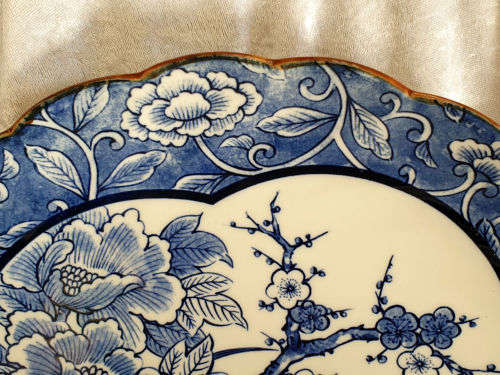 Vintage limited Reproduction of a 16th Century imperial imari Porcelain wallplate  Collector Series