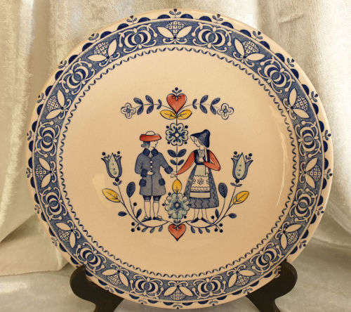 Johnson Brothers OLD GRANITE Hearts & Flowers Plate ..By apointment to The Queen -250mm