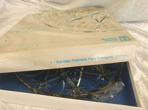 Anchor Hocking Cross & Olive Collection tray 241mm - never been used still in Box -USA