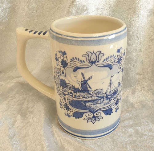 Delfts Blue Cup 135x140x190mm Hand Painted Holland