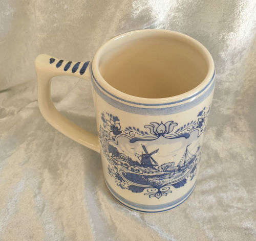 Delfts Blue Cup 135x140x190mm Hand Painted Holland