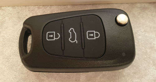Kia Cerato - Picanto - Sportage - Hyundai i20 / i30 / iX35 - 3 Button Flip Key Case replacement