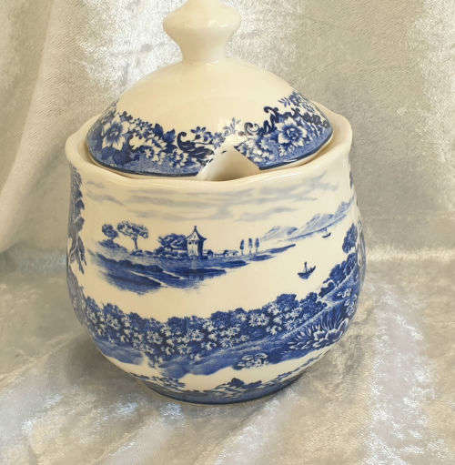William James Clifton Sugar Bowl 120x90mm