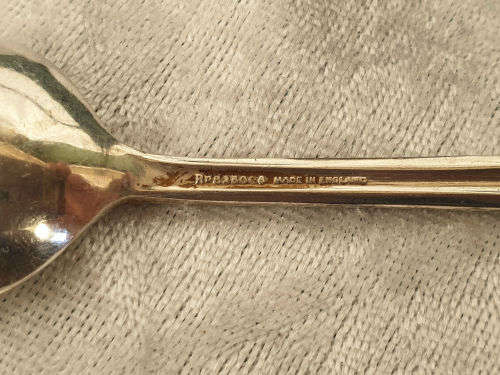 Antique /Vintage 12pc ANGORA Silver plate spoons in origanal box made in England
