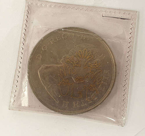 Collectable 1981 Royal Wedding Commemorative Crown Prince Charles and Lady Diana -Uncirulated