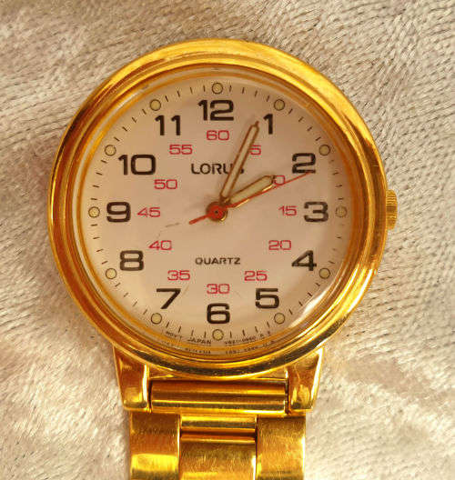 Lorus Nurses Quartz watch - Working (new Battery) Japan Movement V821-0260 Base Metal Bezel