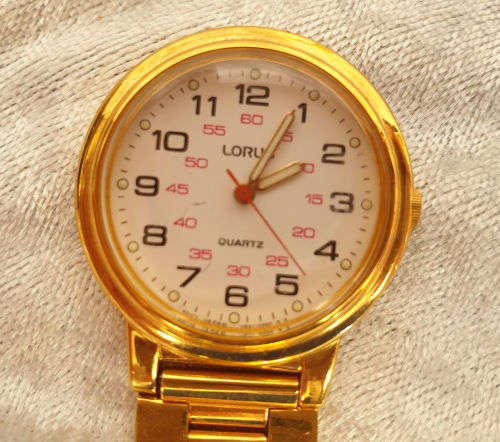 Lorus Nurses Quartz watch - Working (new Battery) Japan Movement V821-0260 Base Metal Bezel