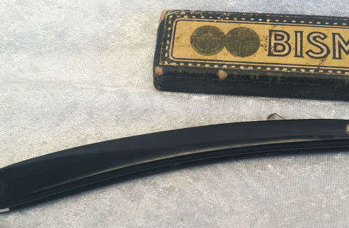 Antique/Vintage Bismarck Straight Razor in original box. Solingin Germany