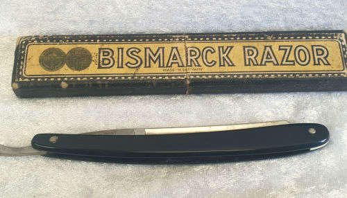 Antique/Vintage Bismarck Straight Razor in original box. Solingin Germany