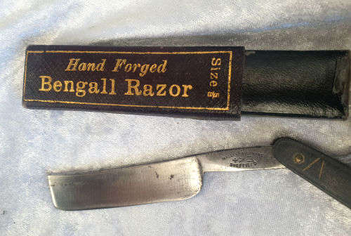 Antique/ Vintage straight Razor Sheffield with Bengall box (not sure if this is the origanal box