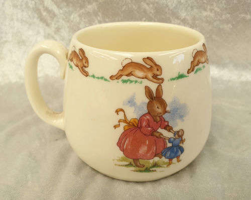 Vintage Royal Doulton Bunnykins Mug  Fine bone China -72x100x85mm