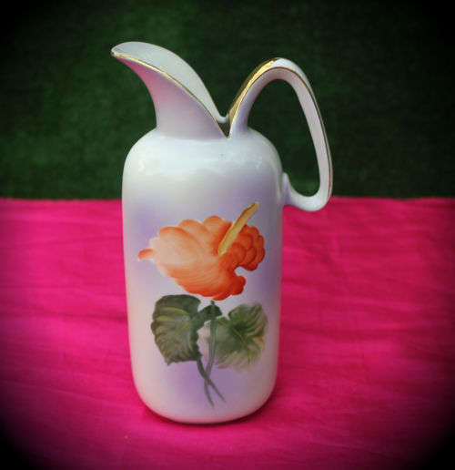 Hand Painted Vase/Jug  210x110x67mm