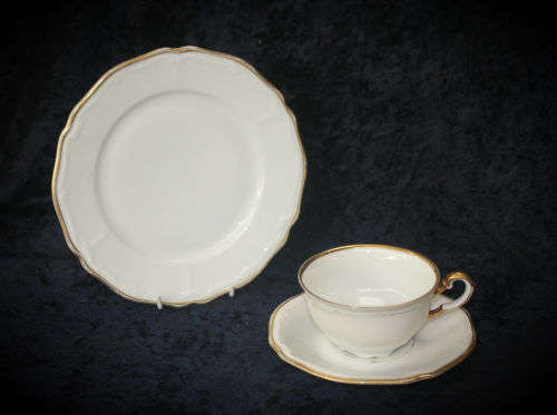 Vintage Bavaria Trio cup 52x96mm saucer 145mm side plate 196mm-Cup Chipped