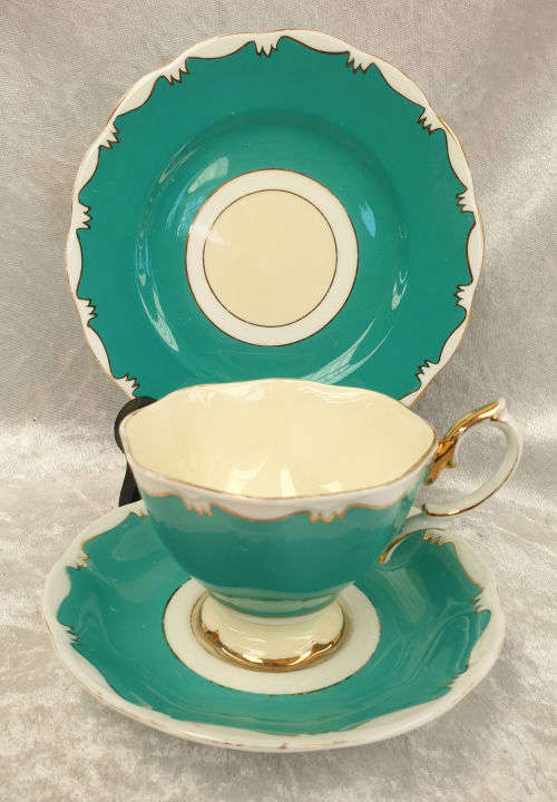 Vintage Royal Albert Trio - show some ware (No Chips)