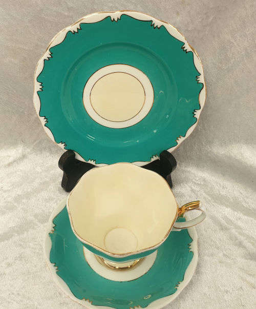 Vintage Royal Albert Trio - show some ware (No Chips)