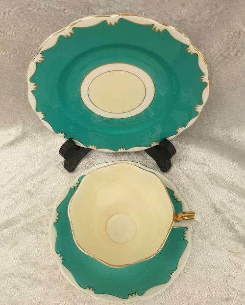 Vintage Royal Albert Trio - show some ware (No Chips)