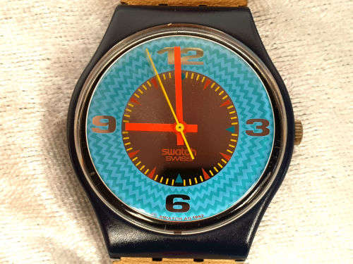 Vintage Pre-owned Swiss Swatch AG 1992 Quartz watch -- working with new battery