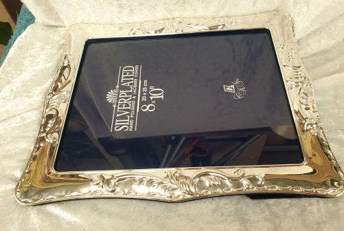 SILVERPLADED Photo Frame Hand Polished & Lacquer Coated 20x25cm (8x10")  with Glass