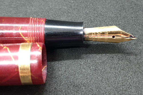 Vintage 1950's Conway Stewart 84 Fountain Pen 14kt gold nib is bend ..see photos
