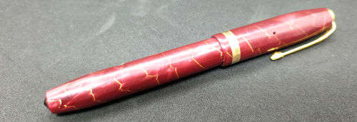 Vintage 1950's Conway Stewart 84 Fountain Pen 14kt gold nib is bend ..see photos