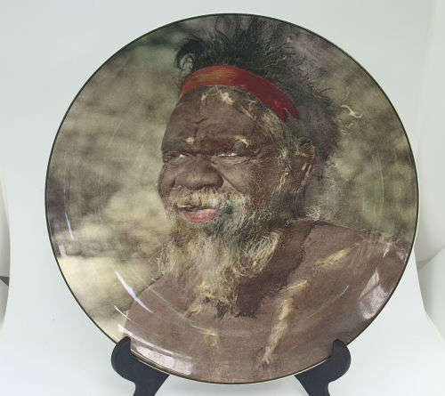 Collectible Vintage Royal Doulton `Australian Aborigine`D6422  Plate 266mm
