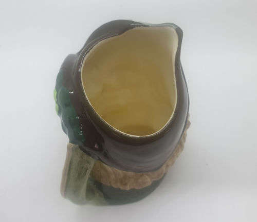 Vintage 1959 Royal Doulton `ROBIN HOOD` D6534 small Toby Jug 100x95x65mm