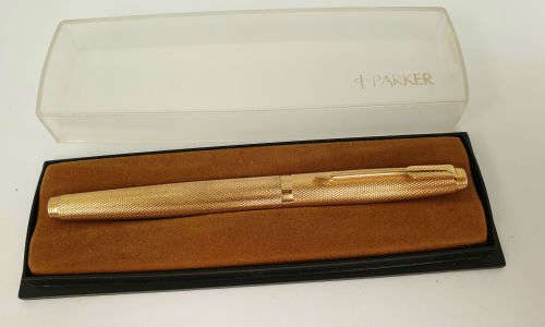 Vintage Parker Fountain Pen with 14k GOLD 585 M Nib made in France - empty ink Cartridge