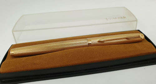Vintage Parker Fountain Pen with 14k GOLD 585 M Nib made in France - empty ink Cartridge