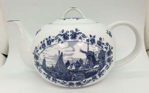Vintage Blue and white Delft Coffee Pot OUDE MOLEN FABRIEK Holland  150x270x175mm