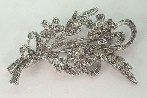large Vintage Brooch -White Metal