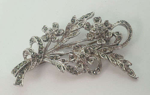 large Vintage Brooch -White Metal