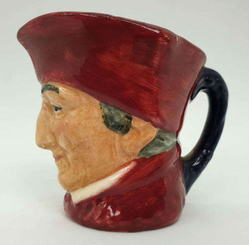 Vintage Royal Doulton miniature character jug `Cardinal`  52x67x48mm