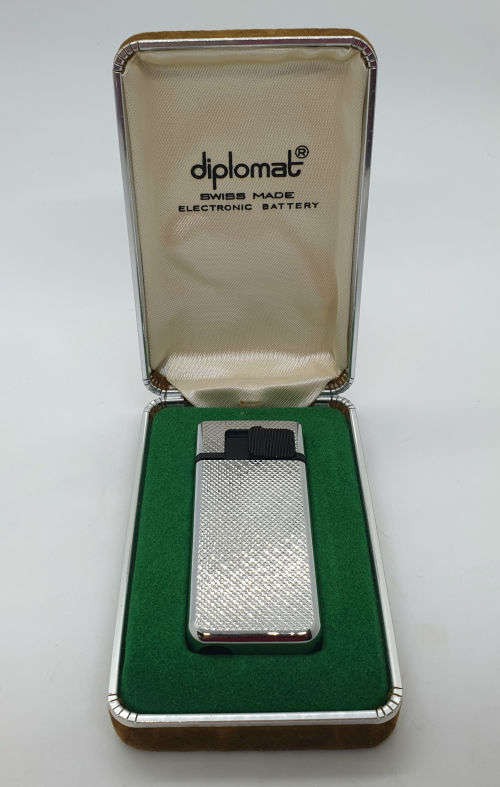 Diplomat Electronic Battery Swiss Made Lighter - Not Tested - No Battery -No Gas  sold as is ..Boxed
