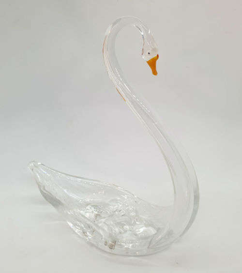 Glass Swan 177x165x65  (could be used as a candy or Jewelry holder)