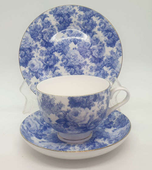 2002 Maxwell & Williams Fine Bone China Trio "ANTIQUE BLUE"